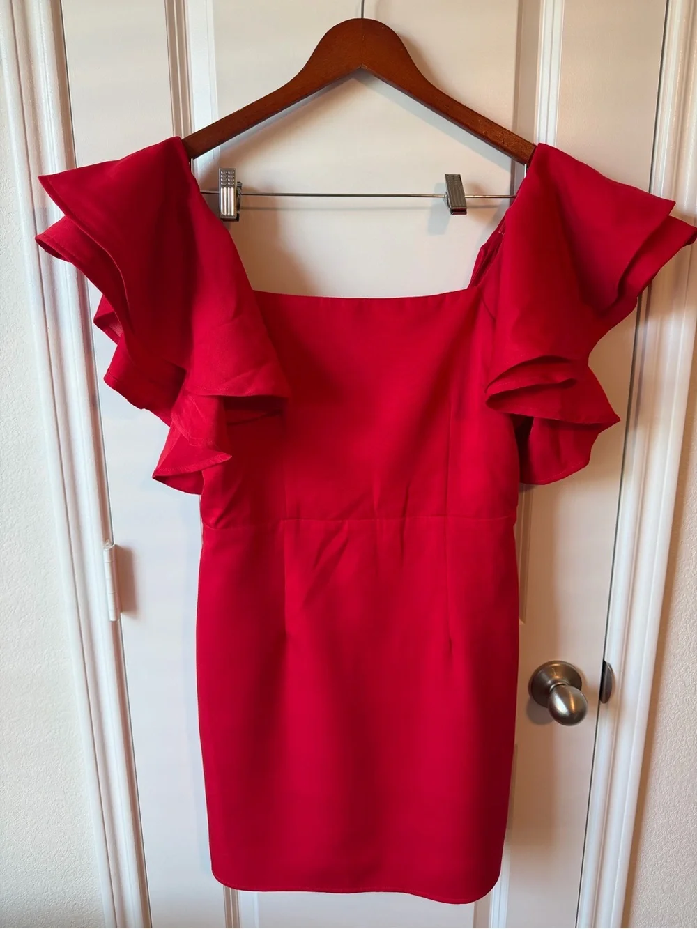 ⚡️NWOT TCEC Red Ruffled Sleeve Square-Neck Mini Dress - Picture 3 of 6